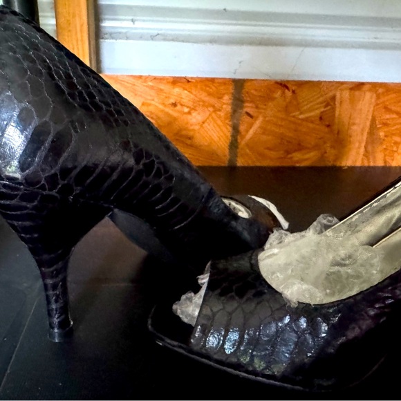 Rampage Black Peep-Toe Heels worn twice EUC SIZE 8 - Picture 4 of 6